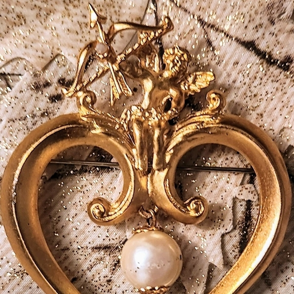 Vintage Goldtone Faux Pearl Heart Brooch Pin X-large - Picture 4 of 7
